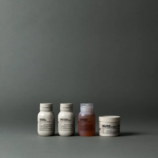TRAVEL SET